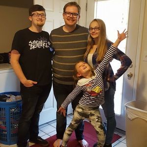 Meet your Posher, Robin